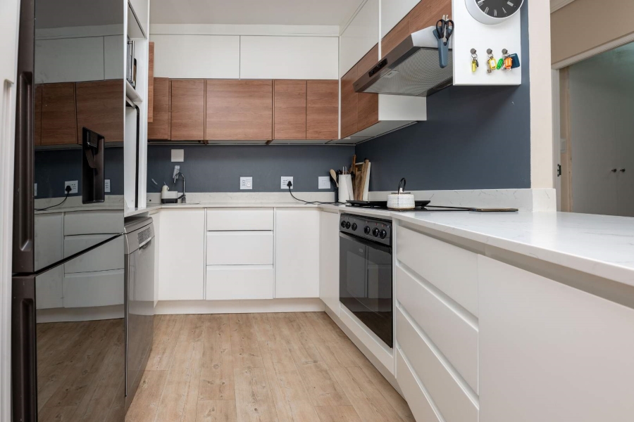 To Let 2 Bedroom Property for Rent in Mouille Point Western Cape
